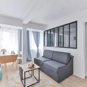 Beautiful Flat Next To Saint Lazare Opera París